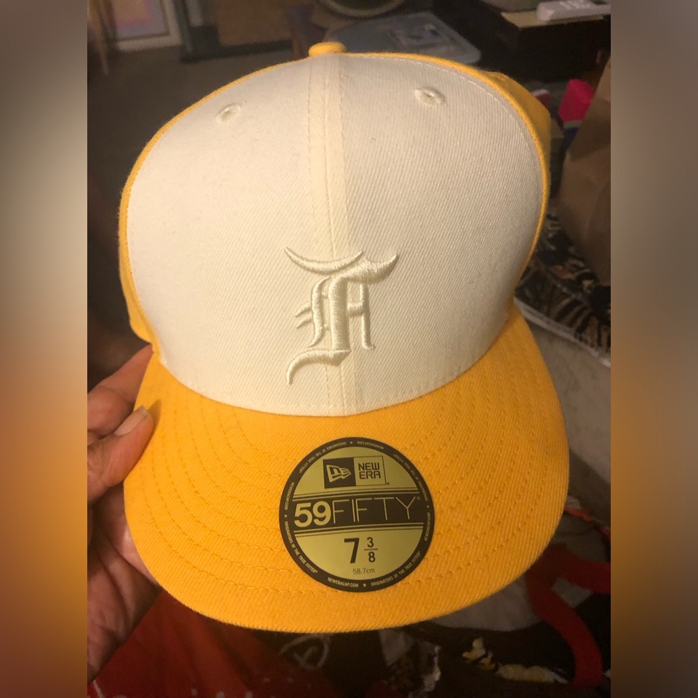 New Era X Fear of God‎ Essentials 59fifty Fitted Wool Hat Size 7 3/8 Yellow
